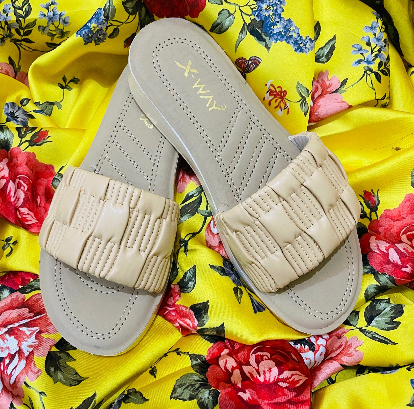 XWAY 61021 LADIES CASUAL CHAPPAL  2